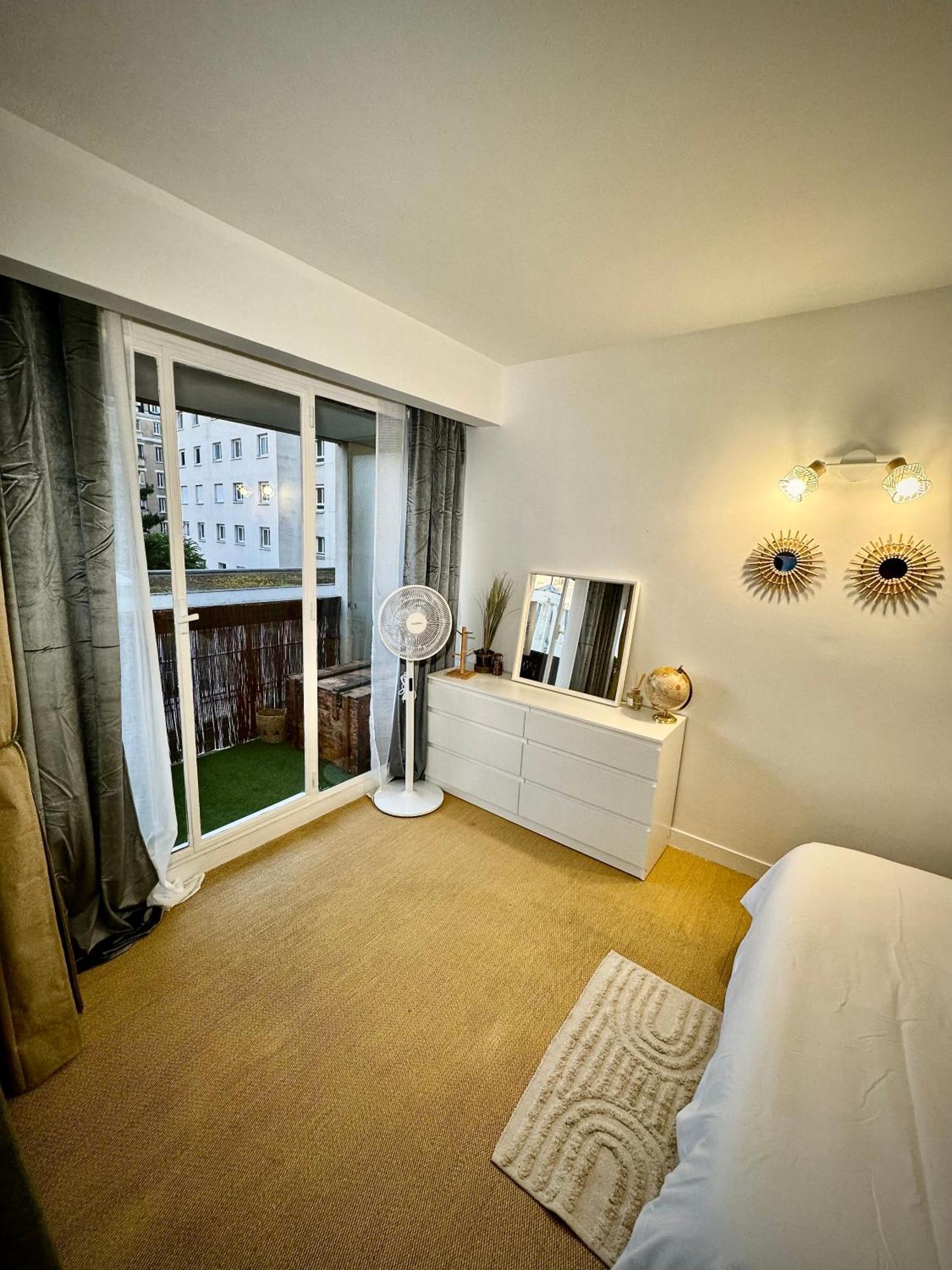Appartement Avec Piscine パリ エクステリア 写真